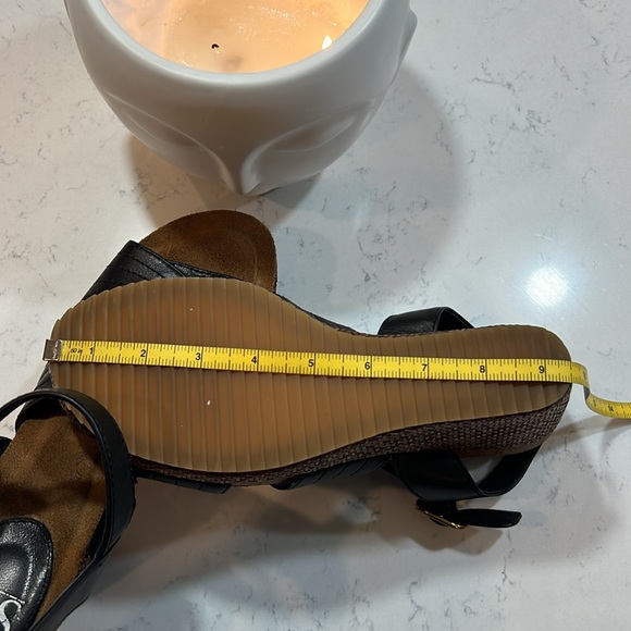 Sofft Leather Clarissa Wedge Heels padded insole Woven details Size 11W - Picture 15 of 16